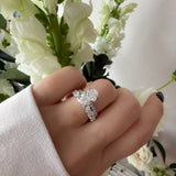 Dimitra Horizontal Oval Diamond Band