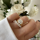 Constantina Round Diamond Band