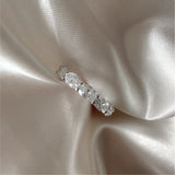 Dimitra Horizontal Oval Diamond Band