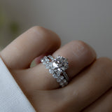 Acacia Oval Diamond Band